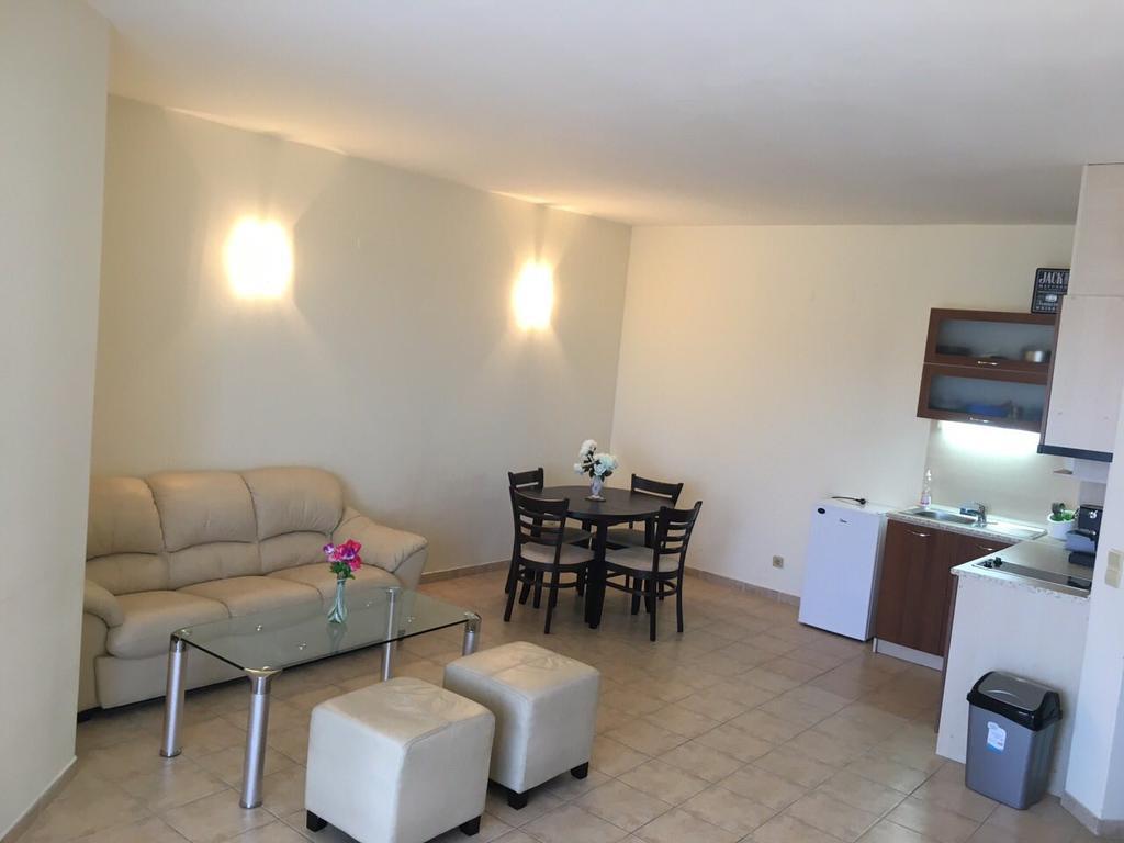 Paradise Green Park Apartment Golden Sands Exterior photo