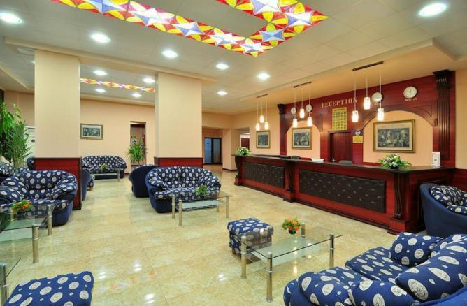 Paradise Green Park Apartment Golden Sands Exterior photo